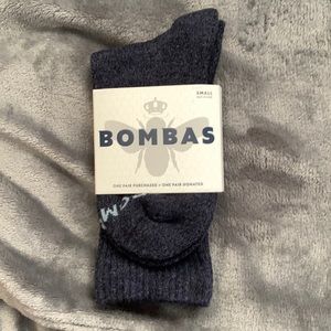 Navy blue Bombas crew socks
